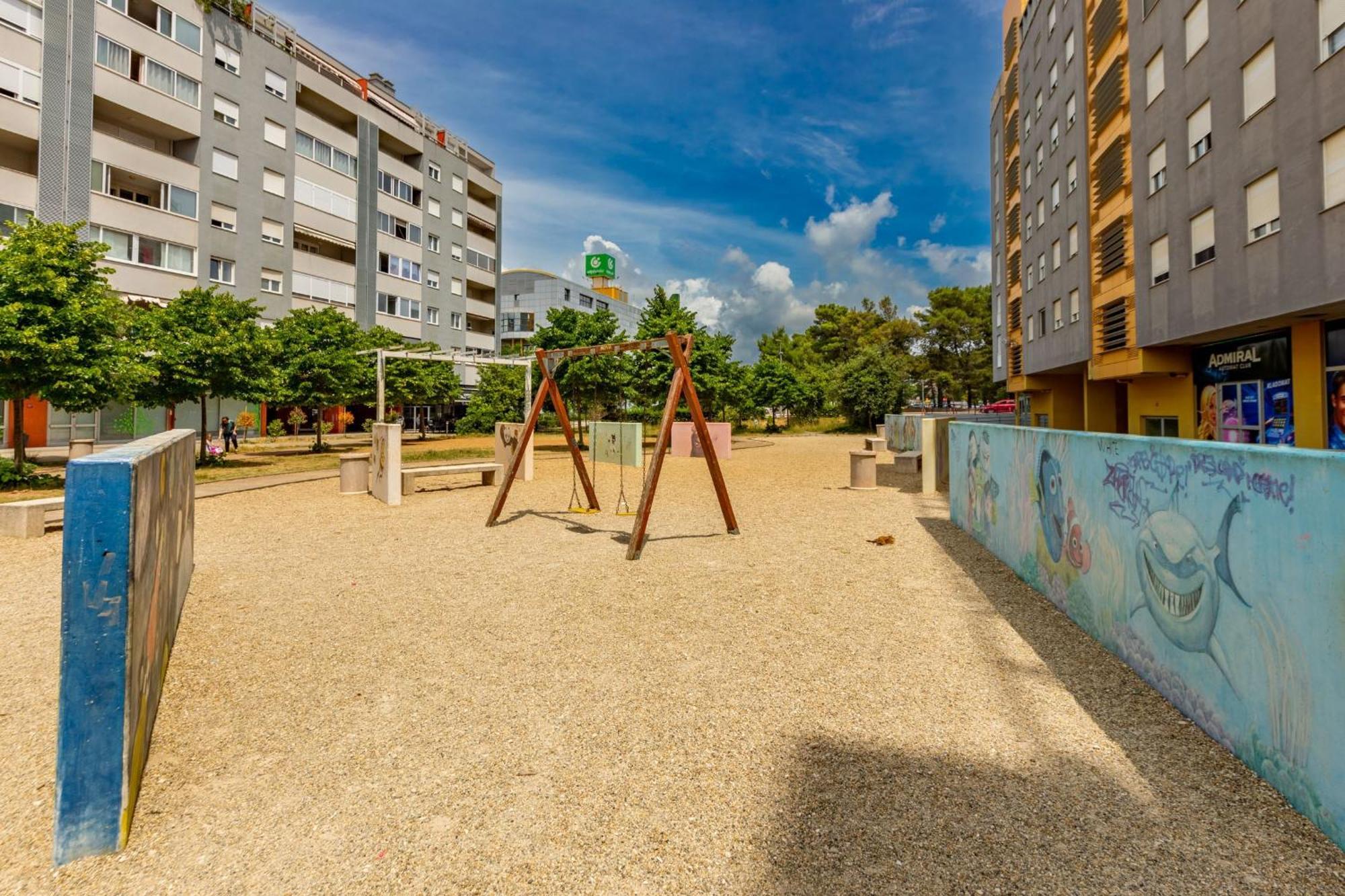 Amarena Studio With Parking Zadar Exteriör bild